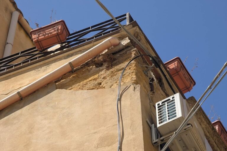 crollo3