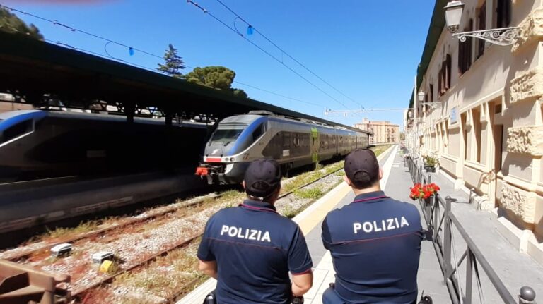 Polizia Ferroviaria Agrigento restituisce 700 euro e zaino a anziano di Ribera