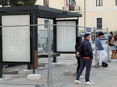 pensilina bus